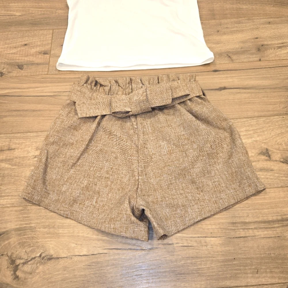 NWOT Girls Asymetrical White‎ Top & Brown Belted Shorts Size (5/6)